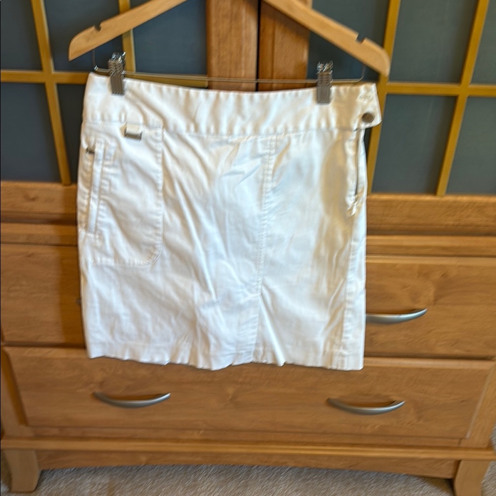 White Skirt with Pockets